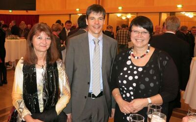 Foto von links: Andrea Hundertmark, Markus Mannsbarth, Regine Bresler auf dem Neujahrsempfang der Stadt Hofgeismar